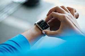 Fitness-Armband als Werbeartikel bedrucken Sie bei laprinta Fitness-Armband mit digitaler-Anzeige
