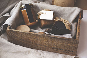 Werbe-Geschenksets bedrucken Sie bei laprinta Box voller Geschenke