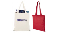 weine Naturfarbene Baumwolltasche mit kurzen Henkeln und eine rote Tasche mit langen Henkeln.